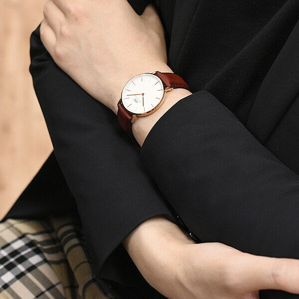 Shop Authentic Daniel Wellington Classic Suffolk White Dial Brown Leather Strap Watch For Men - DW00100122 - Luxxuri