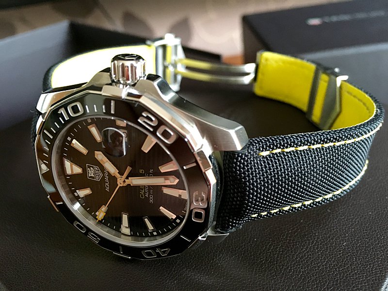 Shop Authentic Tag Heuer Aquaracer Black Dial Watch for Men - WAY211A.FC6362 - Luxxuri