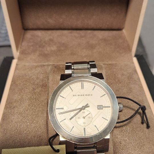 Shop Authentic Burberry The City Silver Dial Silver Steel Strap Watch for Men - BU9900 - Luxxuri