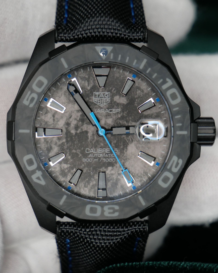 Shop Authentic Tag Heuer Aquaracer Carbon Dial Watch for Men - WBD218C.FC6447 - Luxxuri