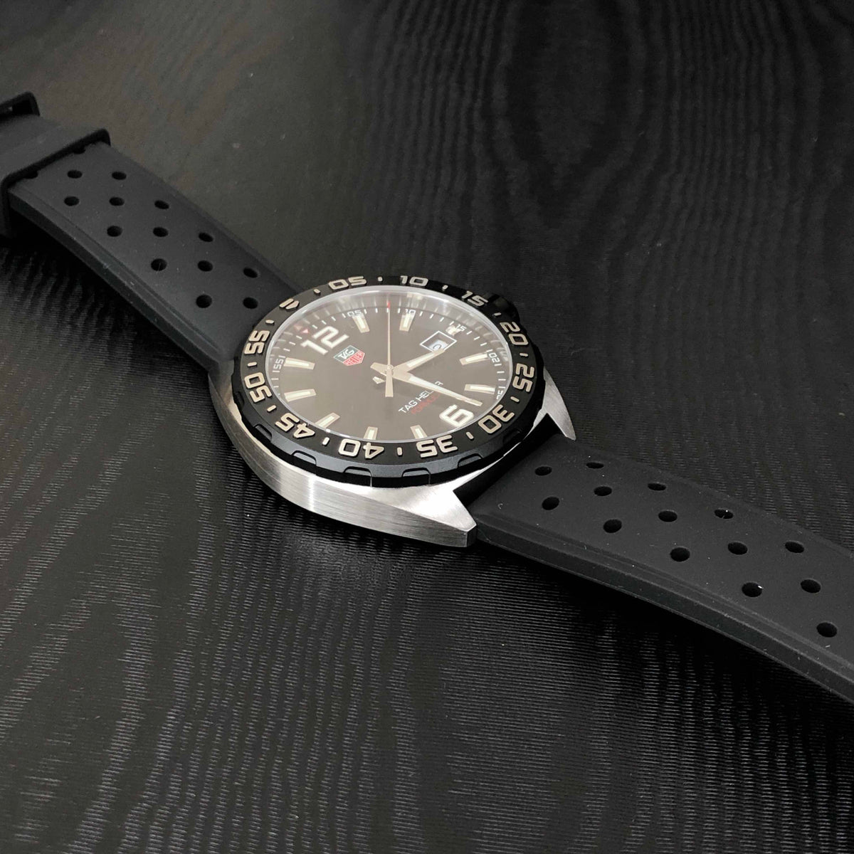 Shop Authentic Tag Heuer Formula 1 Black Dial Watch for Men - WAZ1110.FT8023 - Luxxuri