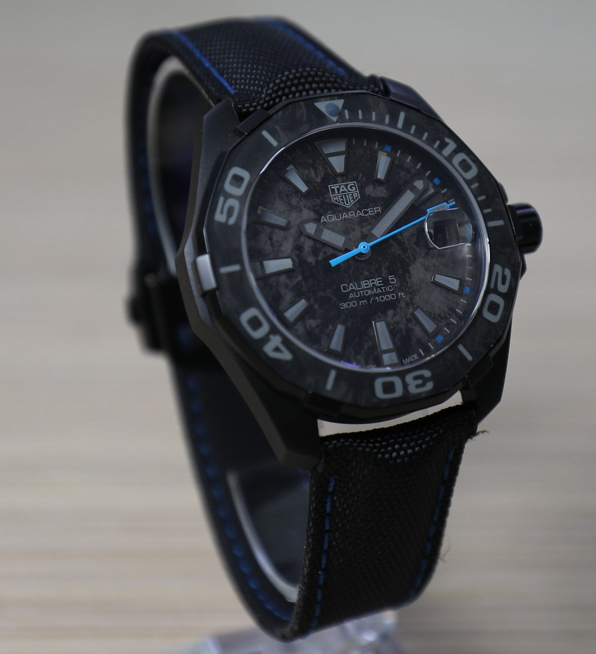 Shop Authentic Tag Heuer Aquaracer Carbon Dial Watch for Men - WBD218C.FC6447 - Luxxuri