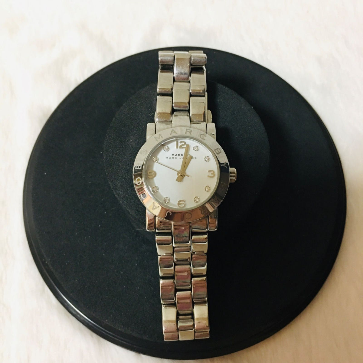 Shop Authentic Marc Jacobs Mini Amy White Dial Silver Steel Strap Watch for Women - MBM3055 - Luxxuri
