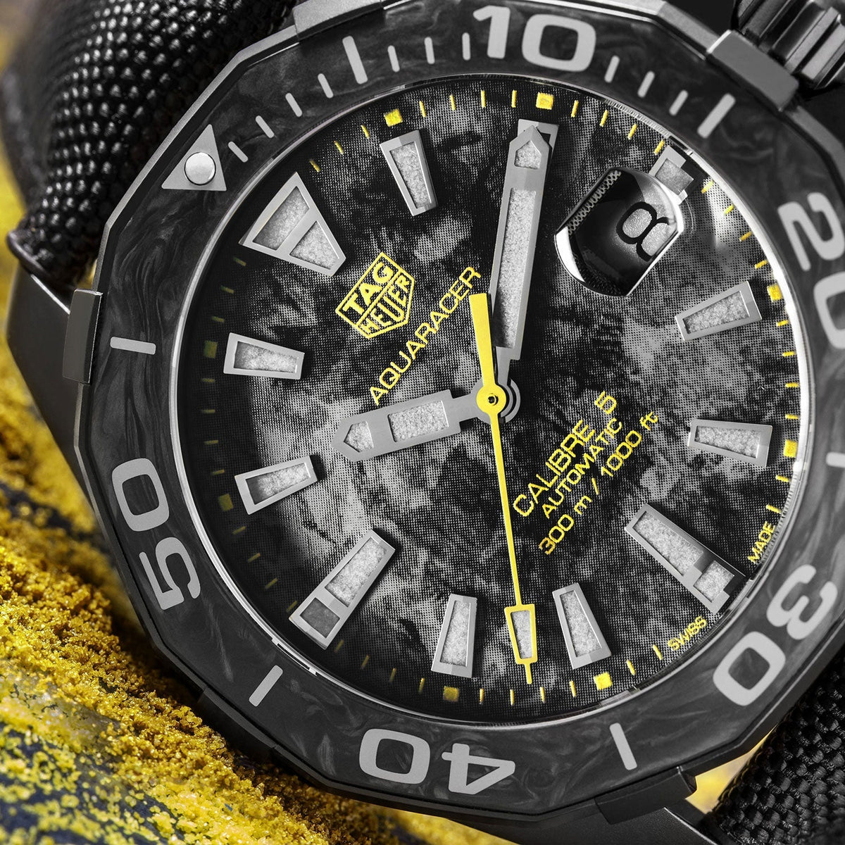 Shop Authentic Tag Heuer Aquaracer Carbon Dial Watch for Men - WBD218B.FC6446 - Luxxuri