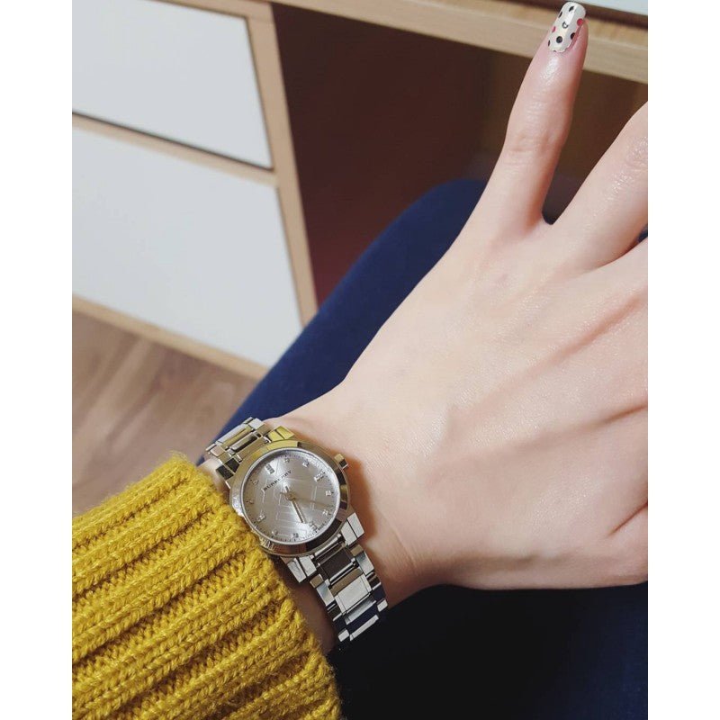 Shop Authentic Burberry The City Silver Diamonds Dial Silver Steel Strap Watch for Women - BU9230 - Luxxuri
