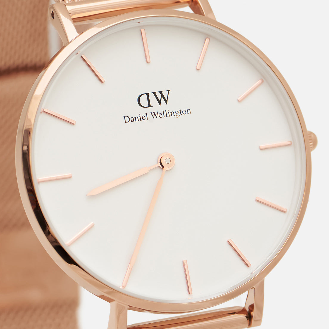Shop Authentic Daniel Wellington Petite Melrose White Dial Rose Gold Mesh Strap Watch For Women - DW00100305 - Luxxuri