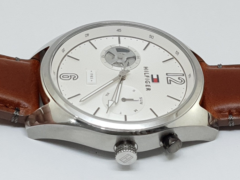 Shop Authentic Tommy Hilfiger Deacon White Dial Brown Leather Strap Watch for Men - 1791550 - Luxxuri