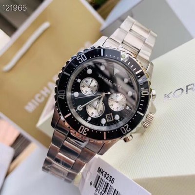 Shop Authentic Michael Kors Everest Chronograph Black Dial Silver Steel Strap Watch For Men - MK8256 - Luxxuri