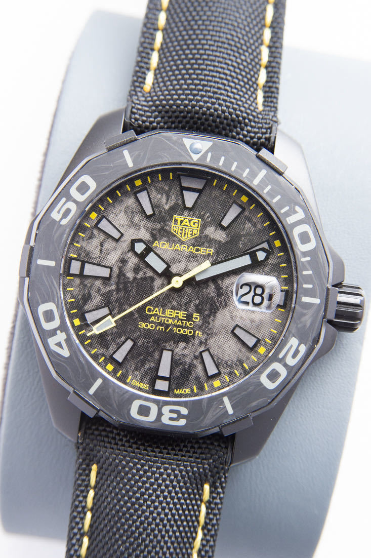 Shop Authentic Tag Heuer Aquaracer Carbon Dial Watch for Men - WBD218B.FC6446 - Luxxuri