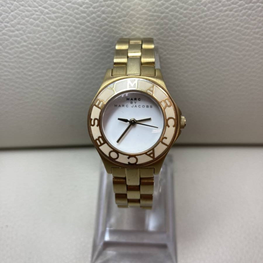 Shop Authentic Marc Jacobs Amy White Dial Gold Steel Strap Watch for Women - MBM3051 - Luxxuri