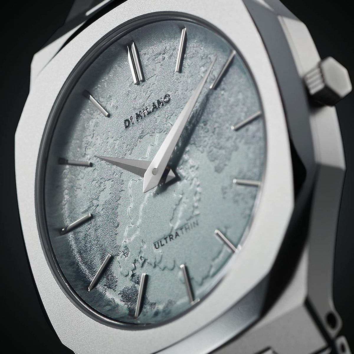 D1 Milano Pluto Ultra Thin Silver Dial Silver Steel Strap Watch for Men - D1-UTBJ18