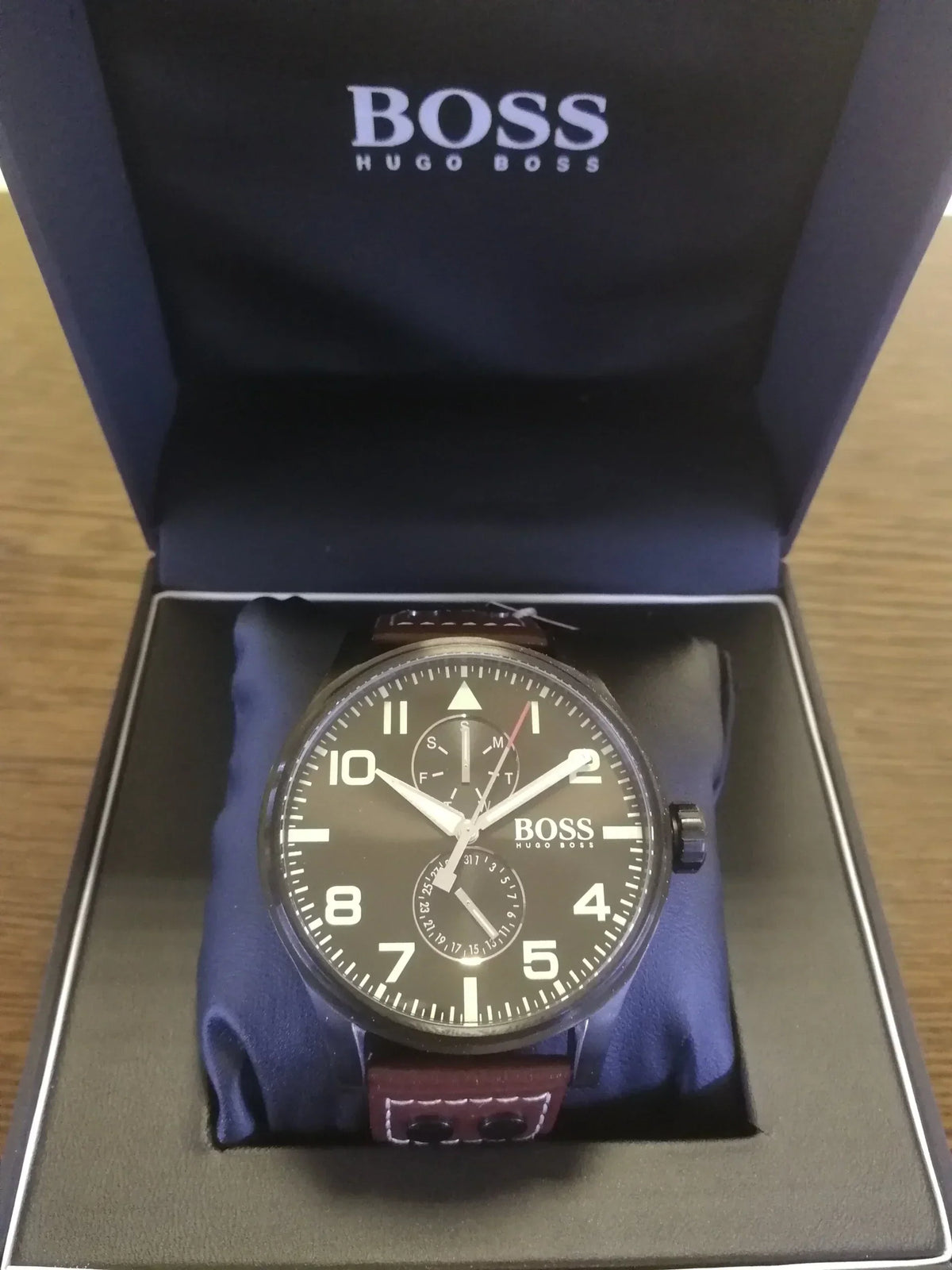 Shop Authentic Hugo Boss Aeroliner Maxx Black Dial Brown Leather Strap Watch For Men - 1513079 - Luxxuri
