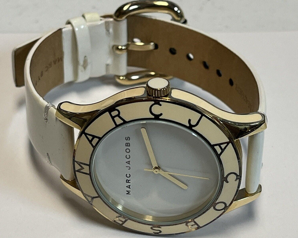 Shop Authentic Marc Jacobs Blade White Dial White Leather Strap Watch for Women - MBM1098 - Luxxuri