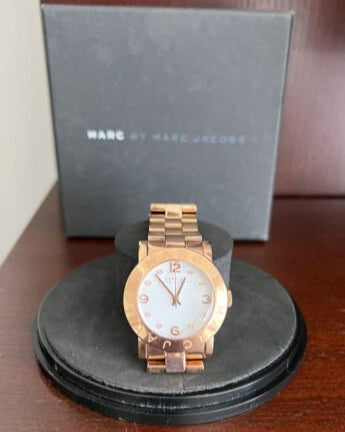 Shop Authentic Marc Jacobs Amy White Dial Rose Gold Steel Strap Watch for Women - MBM3077 - Luxxuri