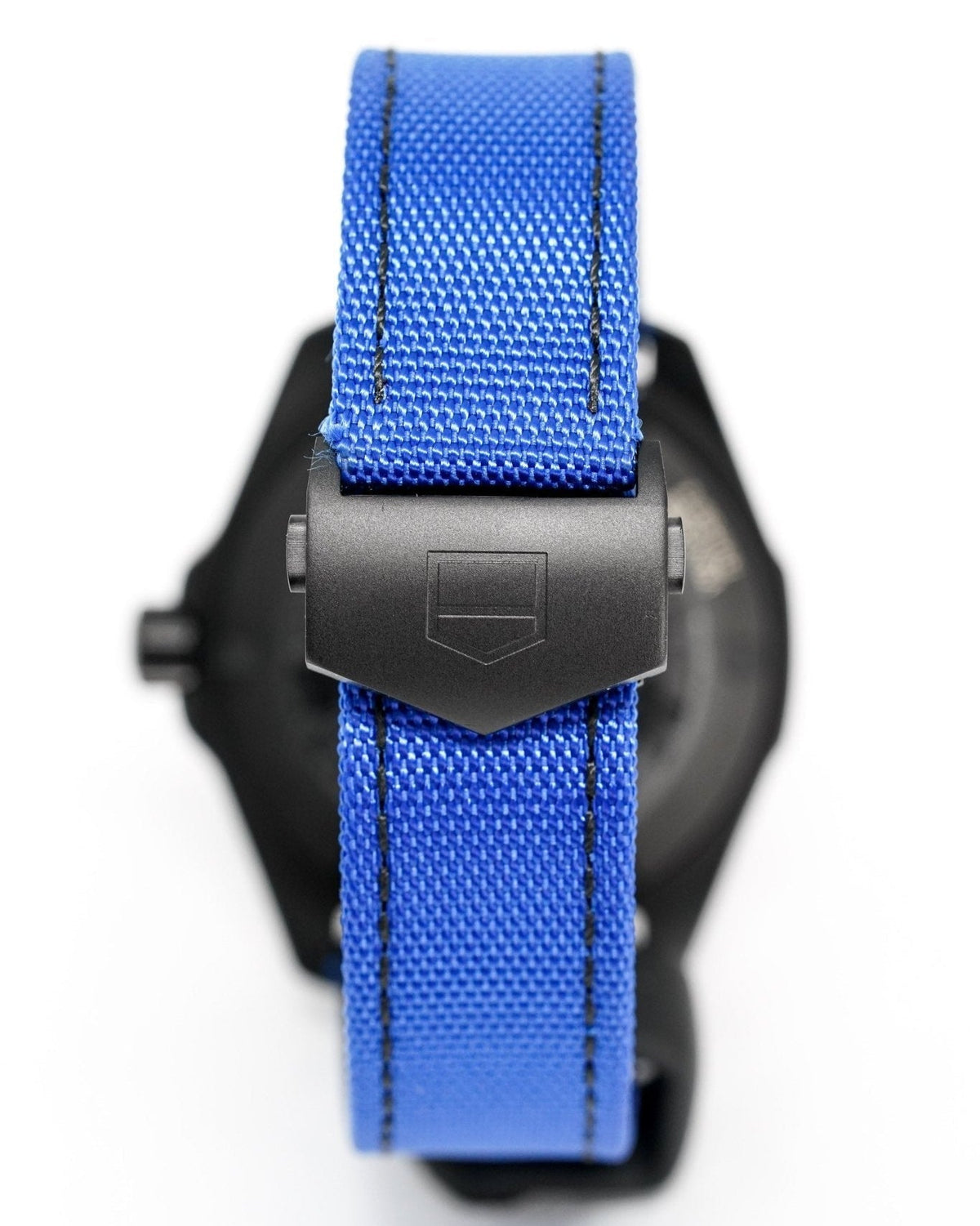 Shop Authentic Tag Heuer Aquaracer Calibre 5 Automatic Titanium Blue Dial Blue Nylon Strap Watch for Gents - WAY208B.FC6382 - Luxxuri