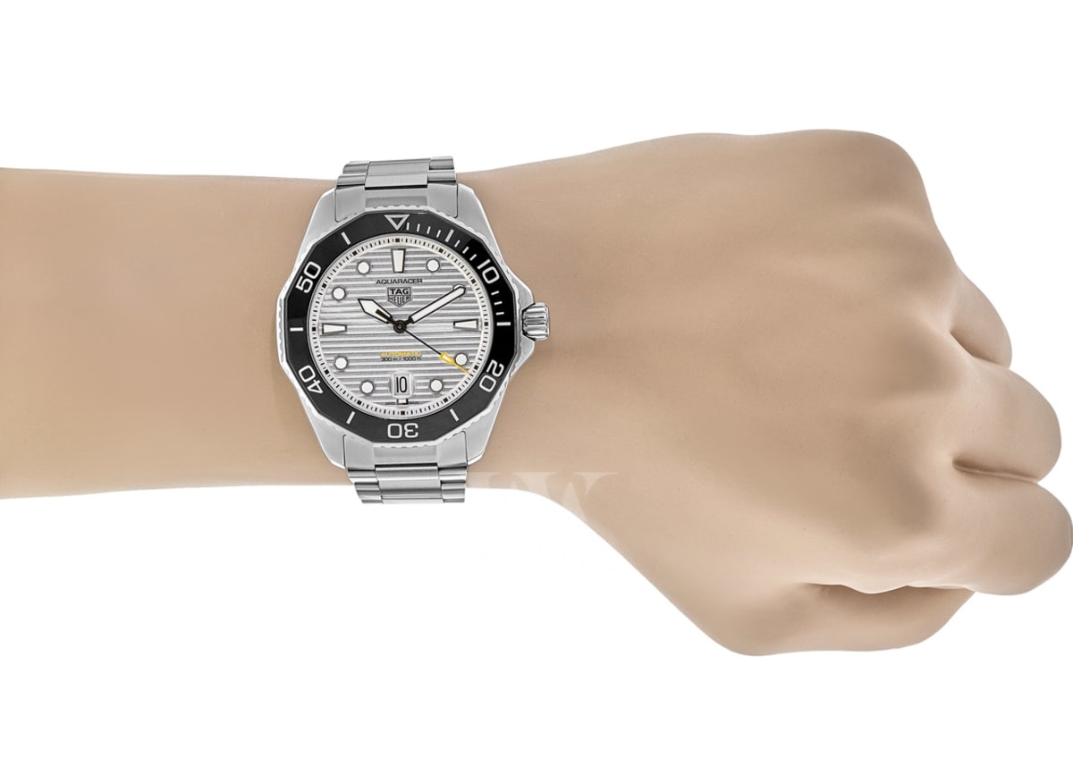Shop Authentic Tag Heuer Aquaracer Professional 300 Automatic Silver Dial Silver Steel Strap Watch for Men - WBP201C.BA0632 - Luxxuri