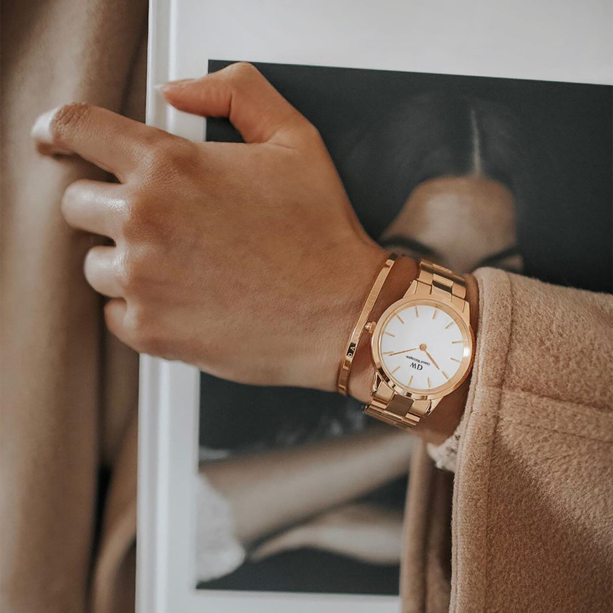 Daniel Wellington Iconic Link White Dial Rose Gold Steel Strap Watch for Women - DW00100213