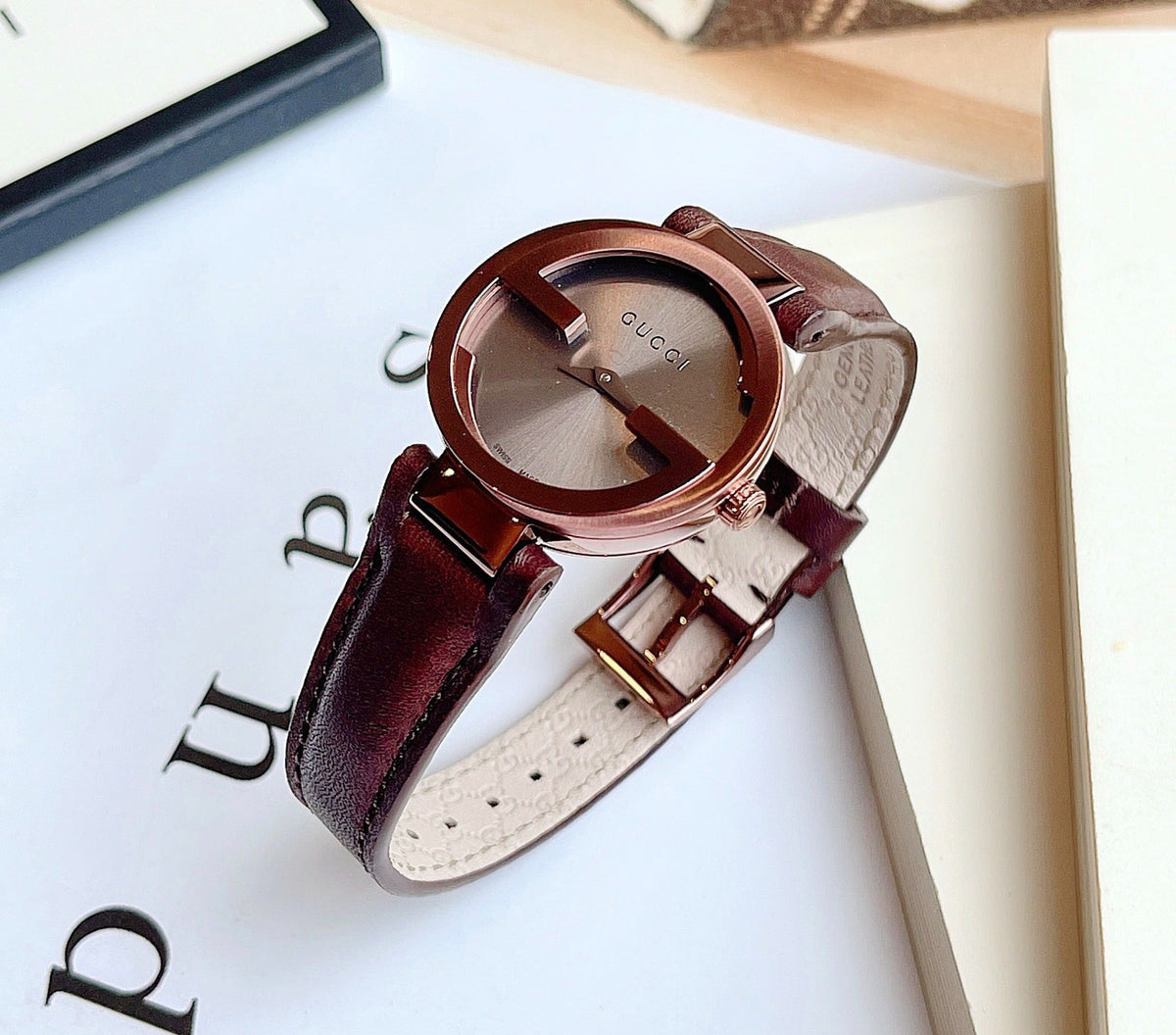 Gucci Interlocking Iconic Brown Dial Brown Leather Strap Watch For Women - YA133207