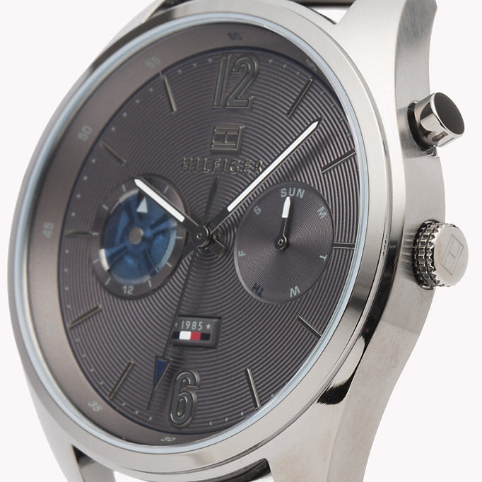 Shop Authentic Tommy Hilfiger Deacon Multifunction Black Dial Black Mesh Bracelet Watch for Men - 1791546 - Luxxuri