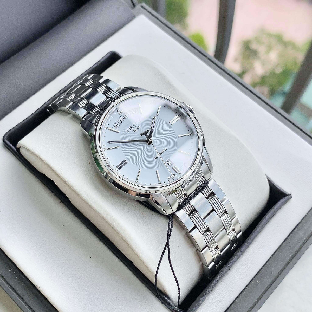 Shop Authentic Tissot T Classic Automatic III Day Date White Dial Silver Steel Strap Watch for Men - T065.930.11.031.00 - Luxxuri
