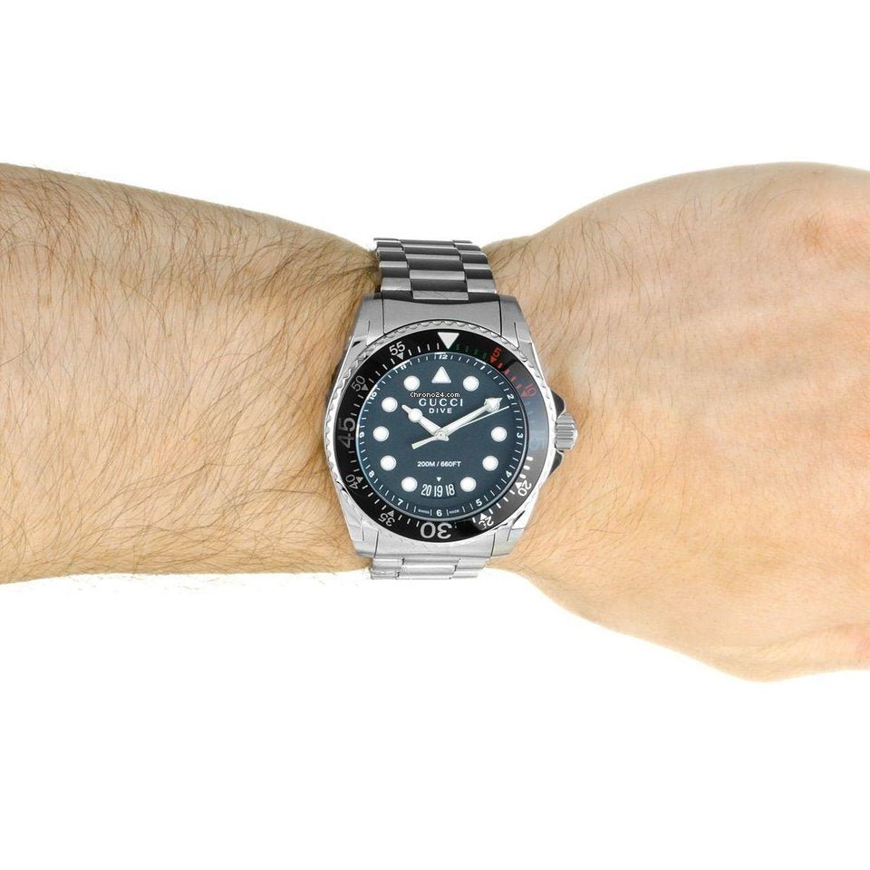 Gucci Dive Analog Black Dial Silver Steel Strap Watch For Men - YA136208