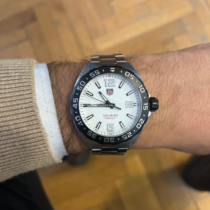  Shop Authentic Tag Heuer Formula 1 White Dial Silver Steel Strap Watch for Men - WAZ1111.BA0875 - Luxxuri