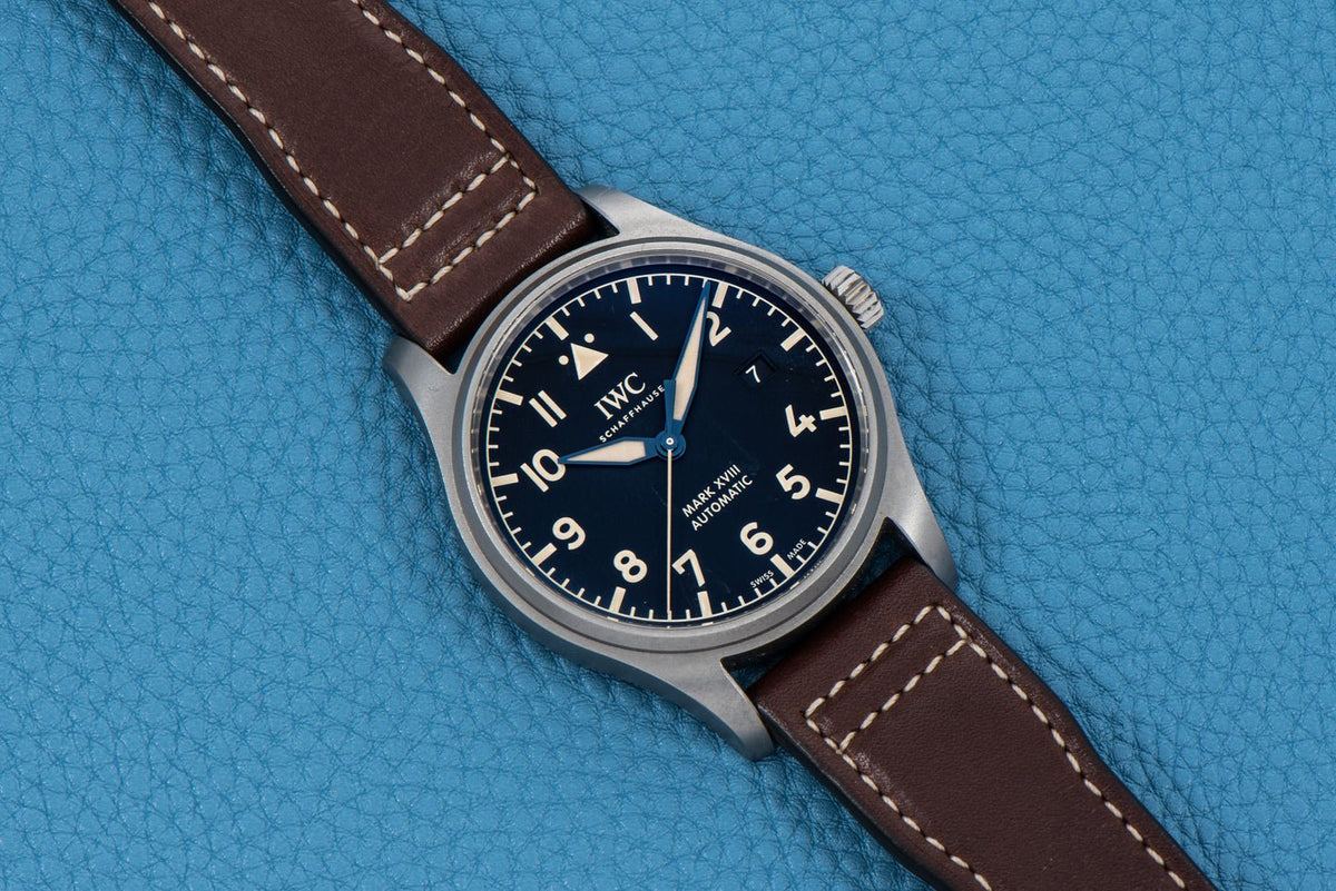  Shop Authentic IWC Pilot's Watch Mark XVIII 40mm Black Dial Brown Leather Strap Watch for Men - IW327006 - Luxxuri