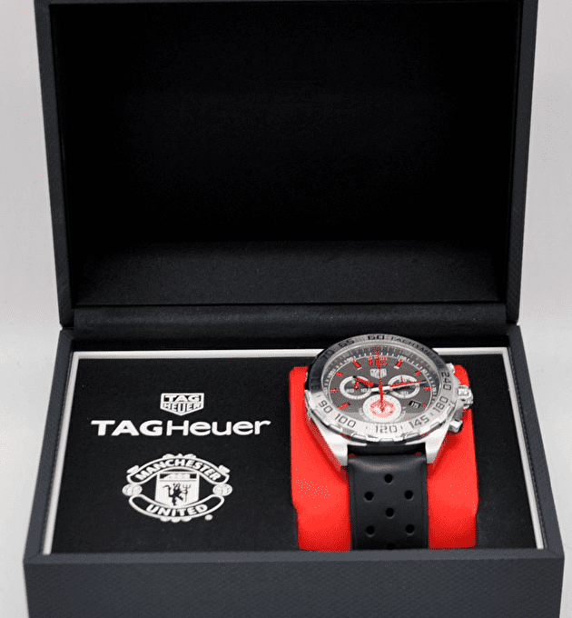  Shop Authentic Tag Heuer Formula 1 Manchester United Special Edition Grey Dial Black Silicone Strap Watch for Men - CAZ101M.FT8024 - Luxxuri