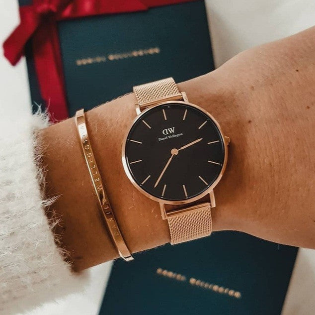  Shop Authentic Daniel Wellington Petite Evergold Black Dial Gold Mesh Strap Watch For Women - DW00100345 - Luxxuri