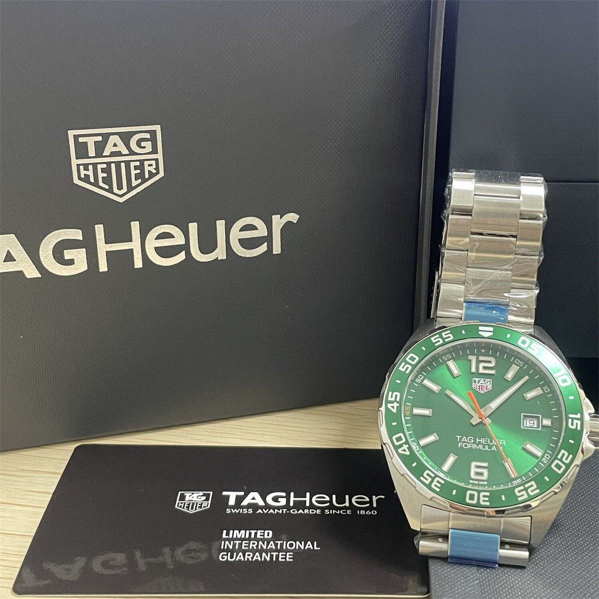  Shop Authentic Tag Heuer Formula 1 Quartz Green Dial Silver Steel Strap Watch for Men - WAZ1017.BA0842 - Luxxuri
