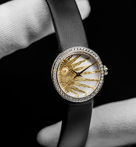  Shop Authentic Dior La D De Dior Dior Rose Céleste Diamonds Mother of Pearl Dial Black Leather Strap Watch for Women - CD04711X1001 0000 - Luxxuri