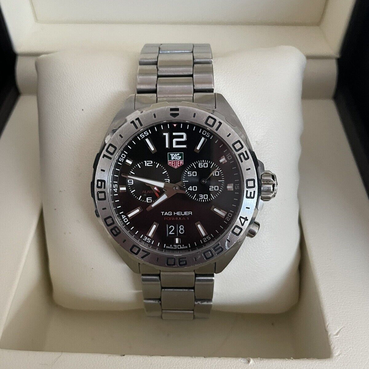  Shop Authentic Tag Heuer Formula 1 Black Dial Watch for Men - WAZ111A.BA0875 - Luxxuri