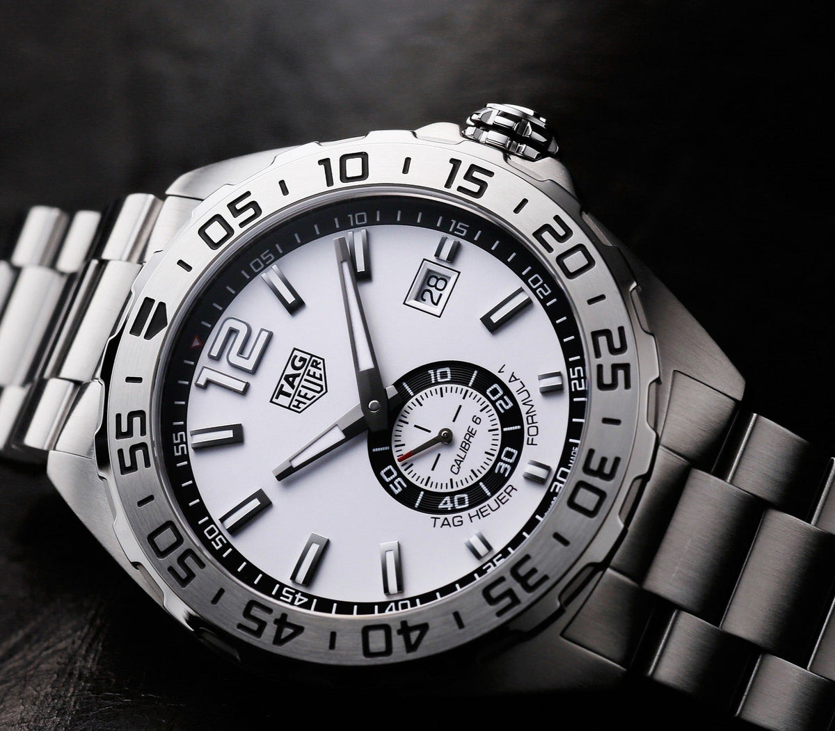  Shop Authentic Tag Heuer Formula 1  Calibre 6 Automatic White Dial Silver Steel Strap Watch for Men - WAZ2013.BA0842 - Luxxuri