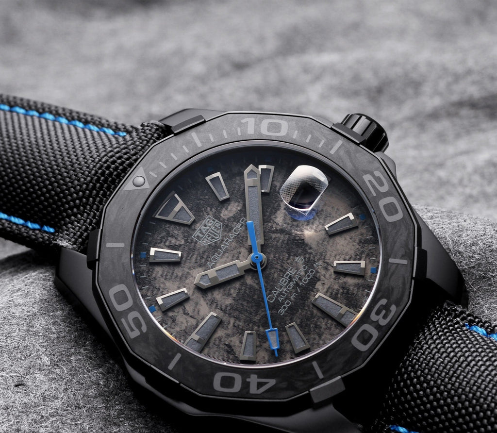  Shop Authentic Tag Heuer Aquaracer Carbon Dial Watch for Men -  WBD218C.FC6447 - Luxxuri